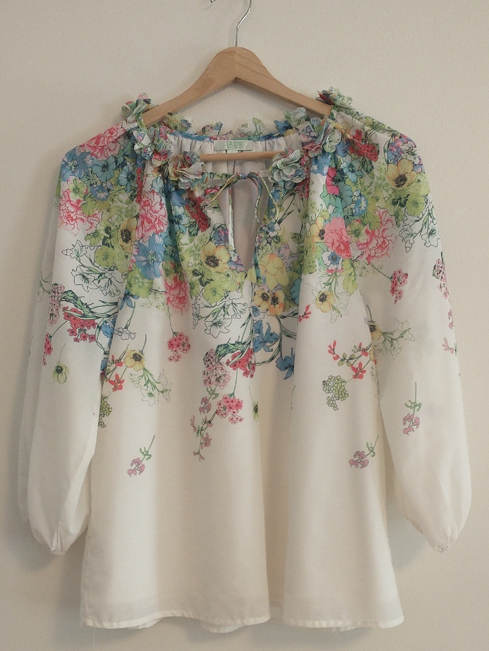 JADE MELODY TAM 3/4" Sleeve Floral Peasant Bohemian Flower Embellished Size SM